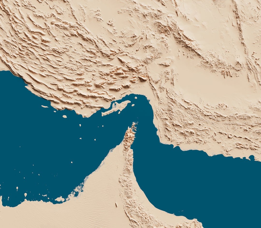 Strait of Hormuz: On the Brink? Iran's Warning, Trump's Blockade Call, and Global Implications